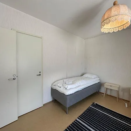 Kotimaailma-3mh Huoneisto Saunalla #77 Kokkola (Karleby)